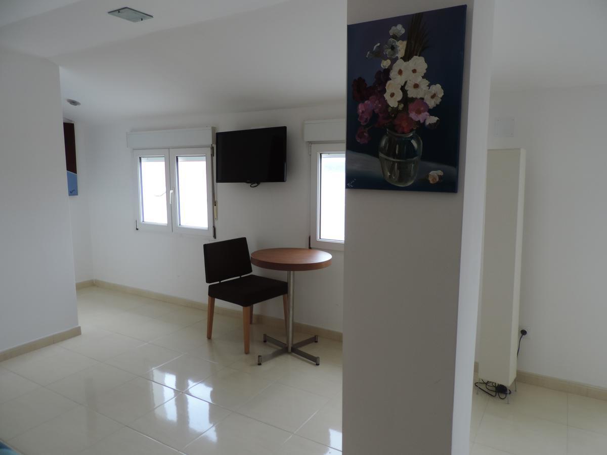 Habitación Doble Deluxe con balcón y vistas al mar